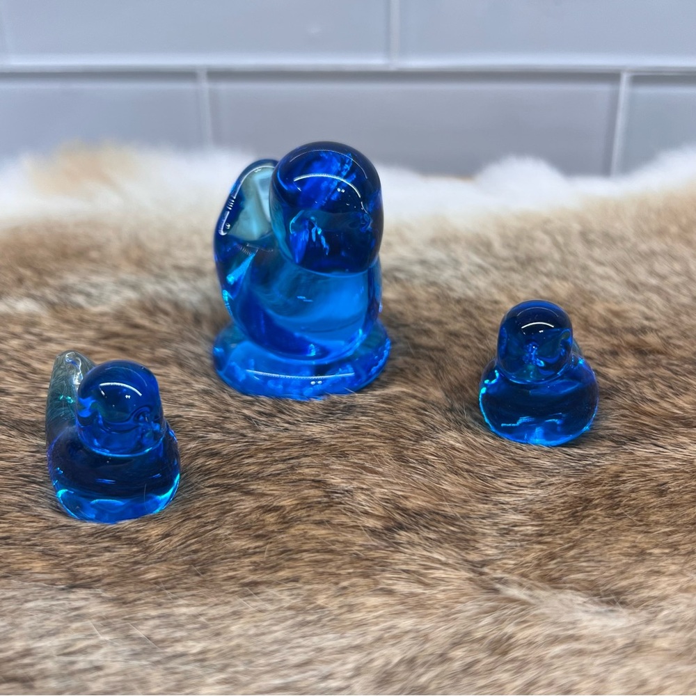 Vintage Bluebird of Happiness Glass Blue Art Bird Signed 2001 Leoward Set of 3